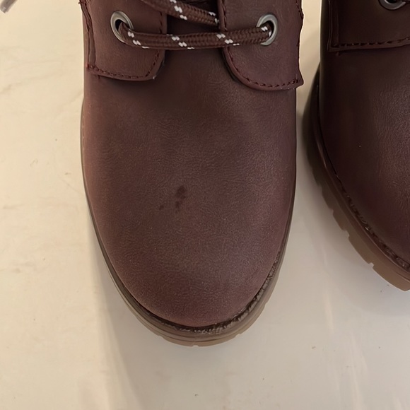 Chelsee combat Plum Boot with chunky heel - Picture 13 of 15